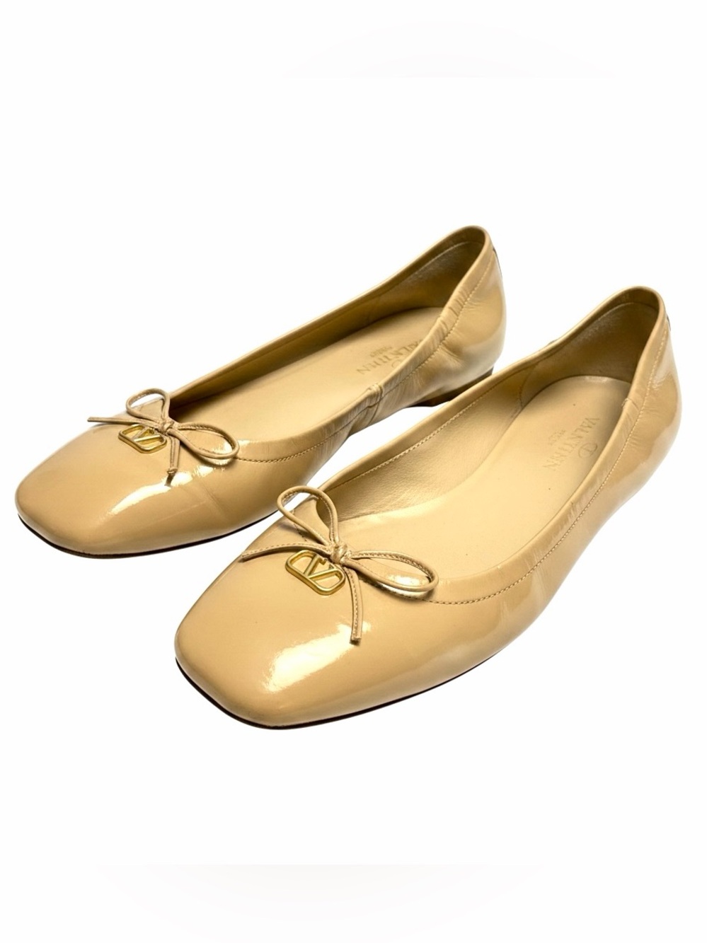 Valentino Garavani VLogo Ballerina Flats Nude Patent Leather Sz 40 NIB $770